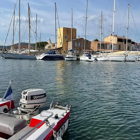 Place Des Six Canons Appartement Grimaud